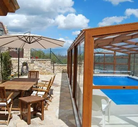 El Pilon Apartment *
